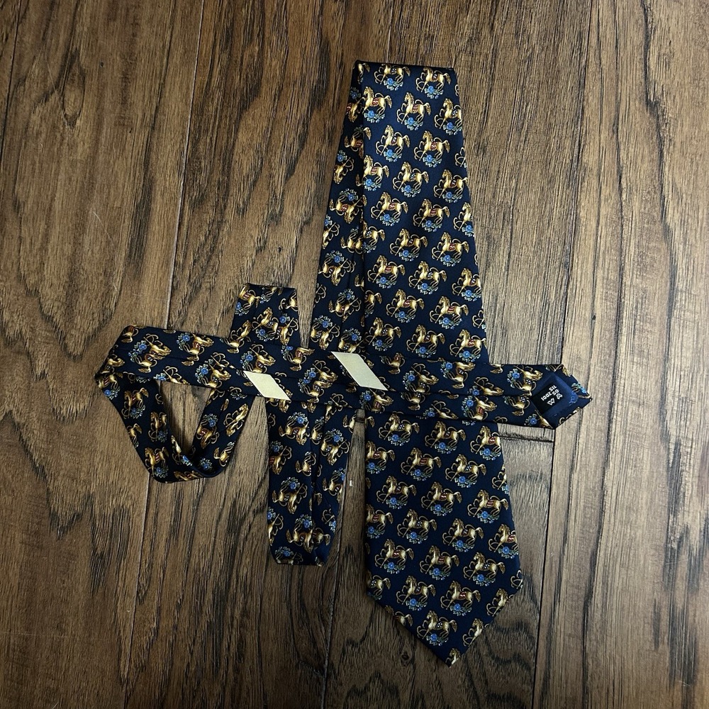 SALVADORE FERRAGAMO Tie 100% Silk Horse Vintage Equestrian